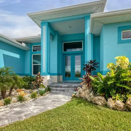 15528 Melport Villa